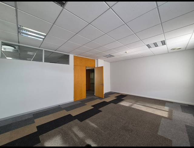 359M² OFFICE TO LET IN ILLOVO